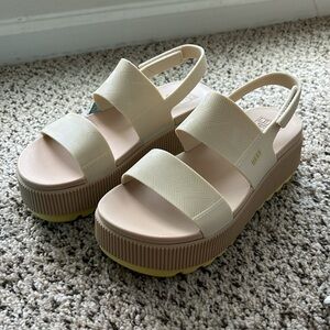 Reef Water Vista Higher Sandals